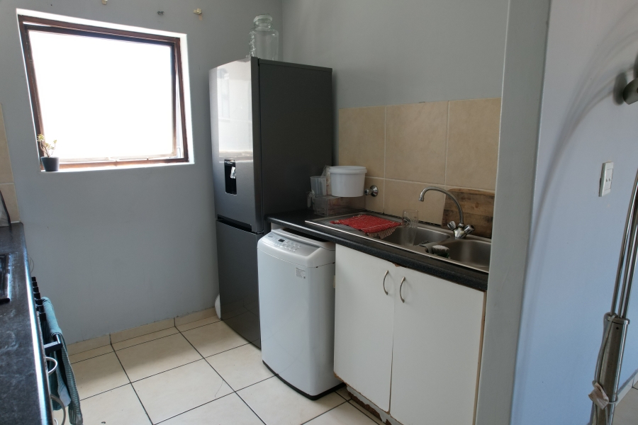 2 Bedroom Property for Sale in Parklands East Western Cape